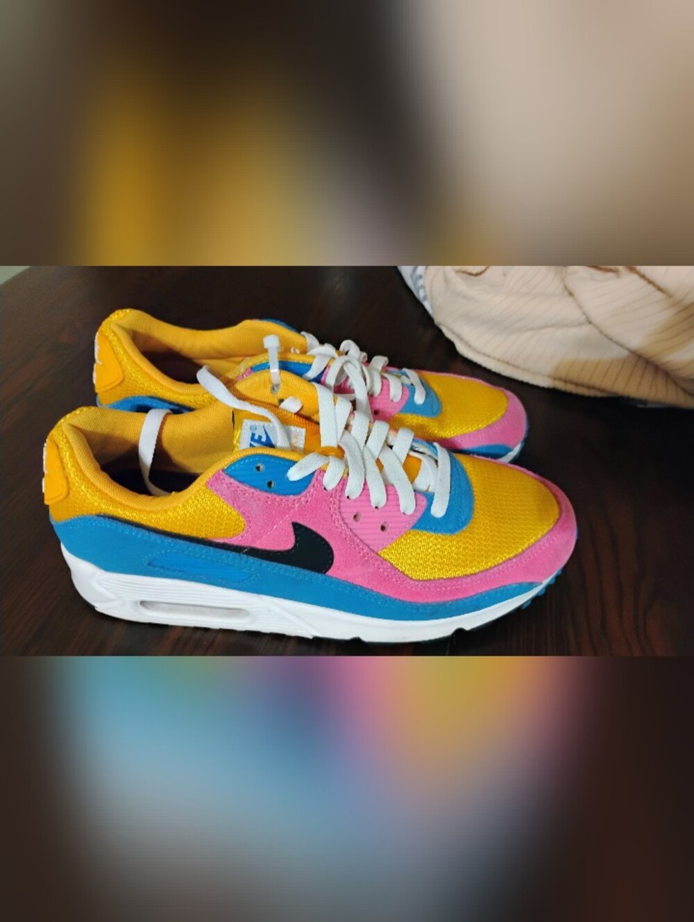 Nike Air Max 90 Multi-Color, No Box Size 9.5 Mens Unisex Sneakers Athletic